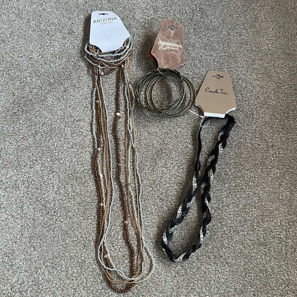Bundle Of Arizona Jean Co Jewelry Headband 20$